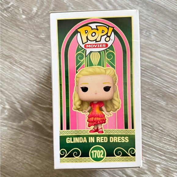 Funko Pop Wicked Glinda in Red and Pink - Picture 4 of 5